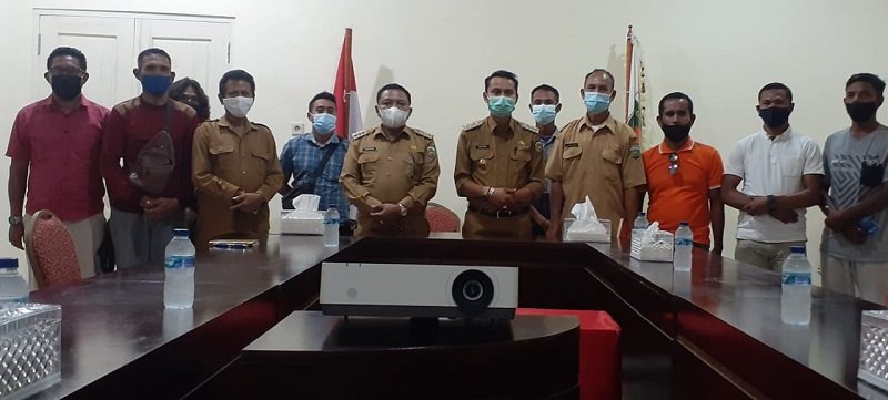 Foto Empat Poktan Malaka Terima Bantuan Dana Rp 400 Juta Kementan RI