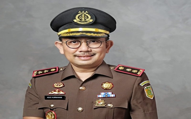Hari Bhakti Adhyaksa ke 61, Kejari Sabu Raijua Kunjungi Pasien Isoman Covid-19