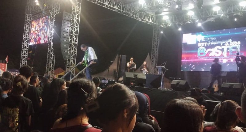 Ribuan Warga Padati Pembukaan Pameran Pembangunan NTT BaSTEL 2026 