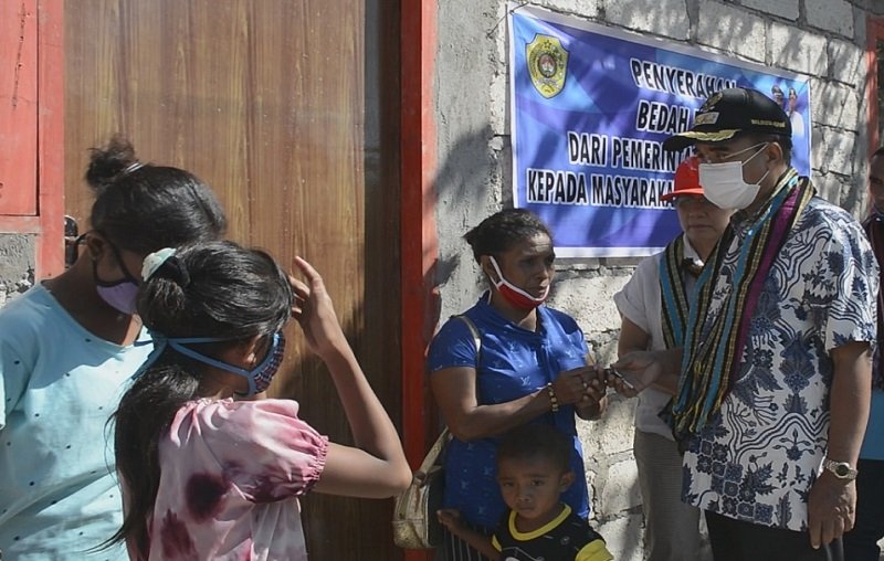 Foto Program Bedah Rumah Wujudkan Kota Kupang Layak Huni