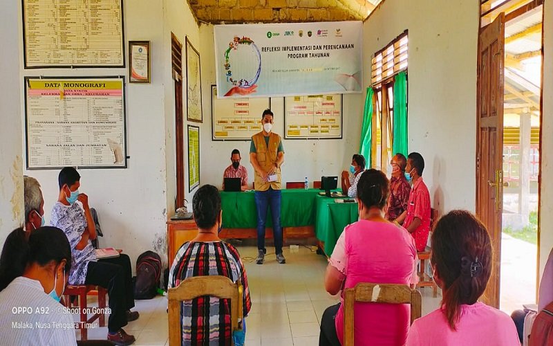 Foto Cis Timor Bersama Mitra Bedah Pencapaian Program di Desa Motaulun   