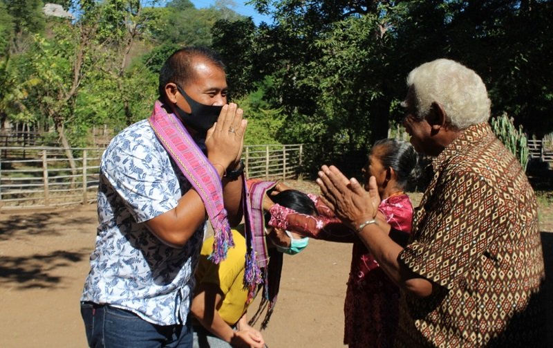 Foto Pamitan Pindah Tugas, Dandim 1604/Kupang Kunjungi Tokoh Adat Oepoli