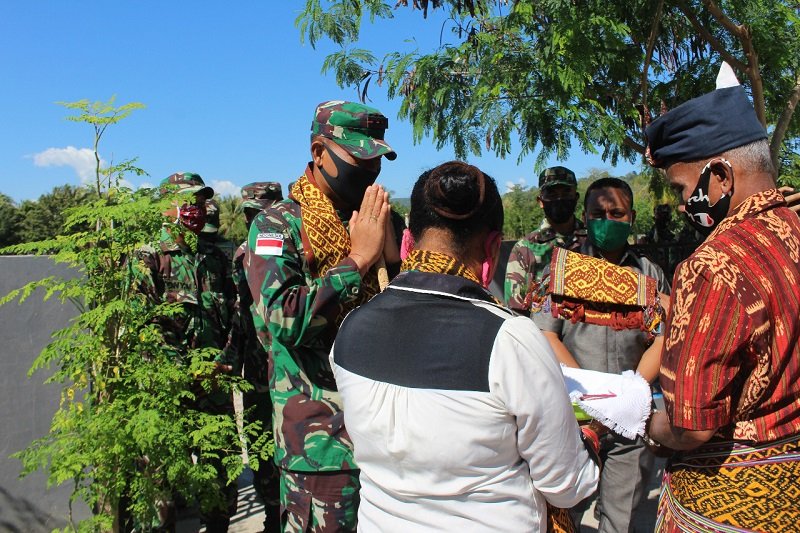 Foto Komandan Kodim 1604/Kupang harap SMPN 6 Amarasi lebih Maju