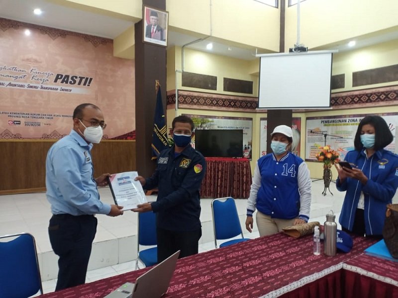 Foto Datangi Kantor Kemenkumham Perwakilan NTT: DPD Demokrat Serahkan kepengurusan yang Sah