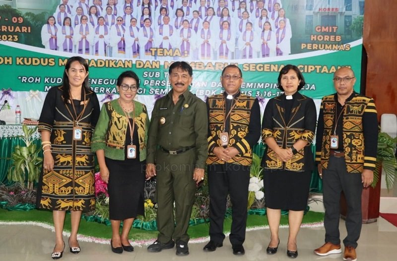 Foto Penjabat Wali Kota Kupang Minta Gereja Bersinergi Dengan Pemerintah
