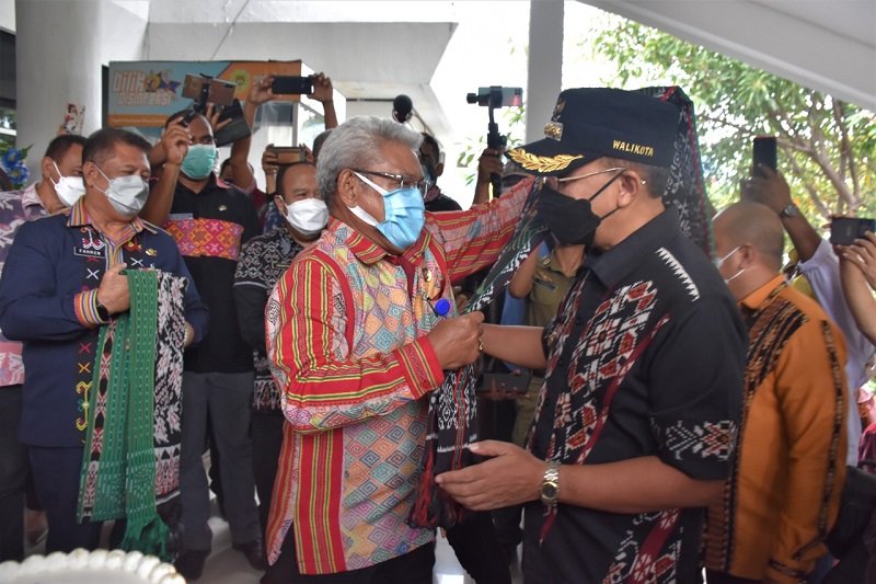 Herman Man Doakan Jeriko Diberikan Kesehatan dalam Memimpin Kota Kupang