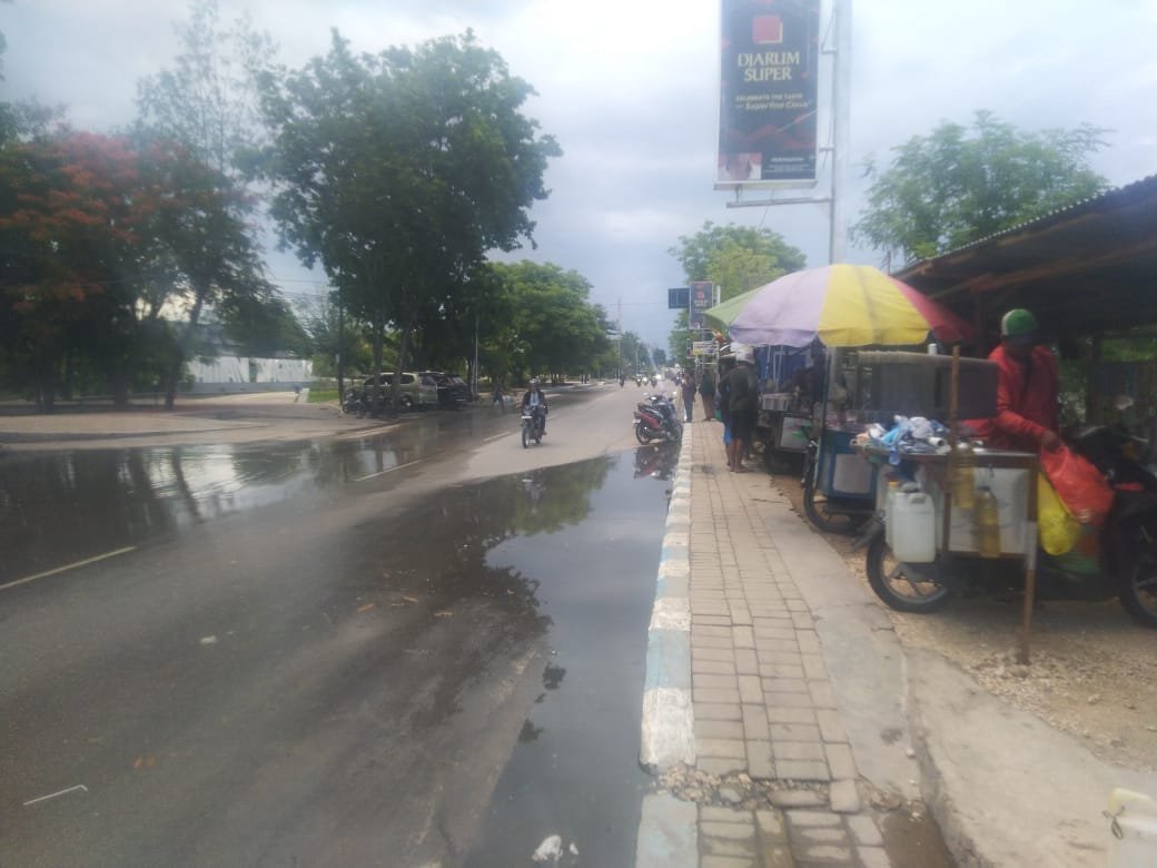 Para Pedagang Kecil Sangat Terbantu dengan Kehadiran Taman di Kota Kupang