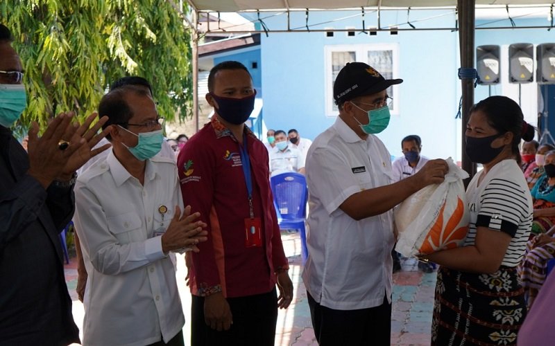 Foto Pemkot Kupang  Launching Penyaluran Bansos Beras untuk 11.351 KPM