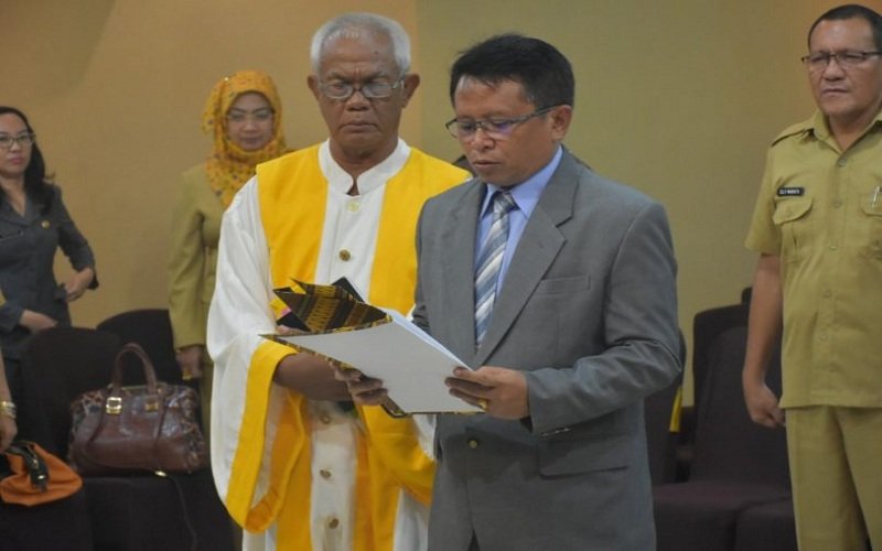 Foto Wali Kota Kupang Lantik Kepala Bapenda, Bayar Pajak akan Online