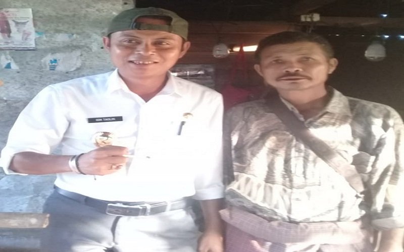 Wakil Bupati Malaka, Kim Taolin bersama masyarakat