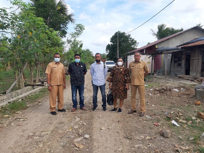 Foto Komisi III DPRD Kabupaten Malaka Awasi Proyek Jalan Nakertrans