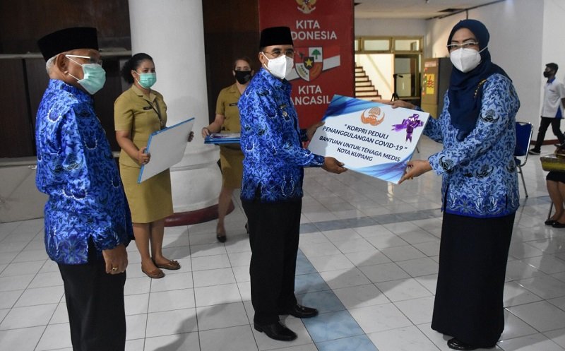 Foto HUT KORPRI ke-49, Wali Kota Jeriko Imbau Tegakkan Disiplin