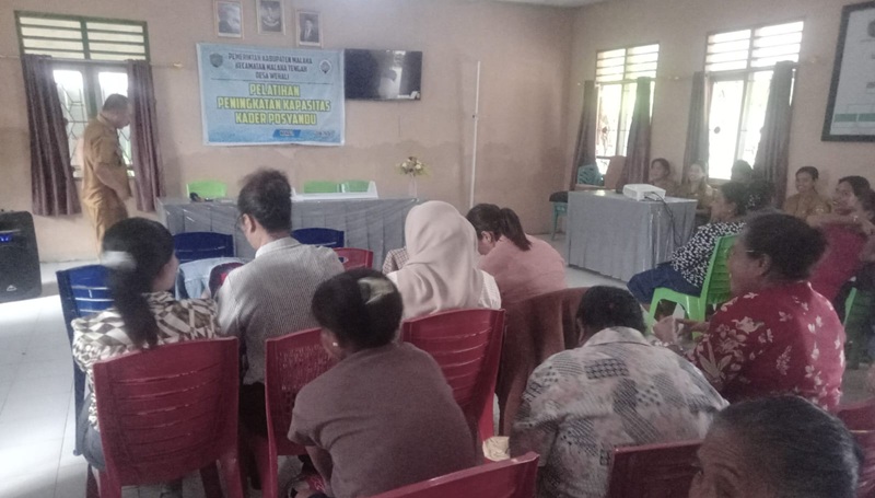 Foto Kader Posyandu Wehali Malaka Dibekali Keterampilan Kesehatan