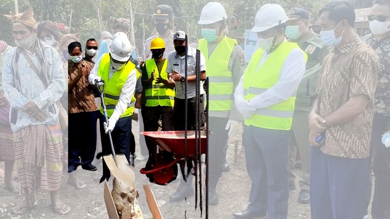 Foto Bupati Malaka : Kami Ingin Masyarakat Io Kufeu Nikmati Program SAKTI