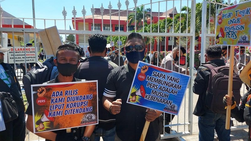 Foto Forum Wartawan NTT Desak Penyidik Polri Tidak Gunakan UU ITE Selesaikan Sengketa Pers