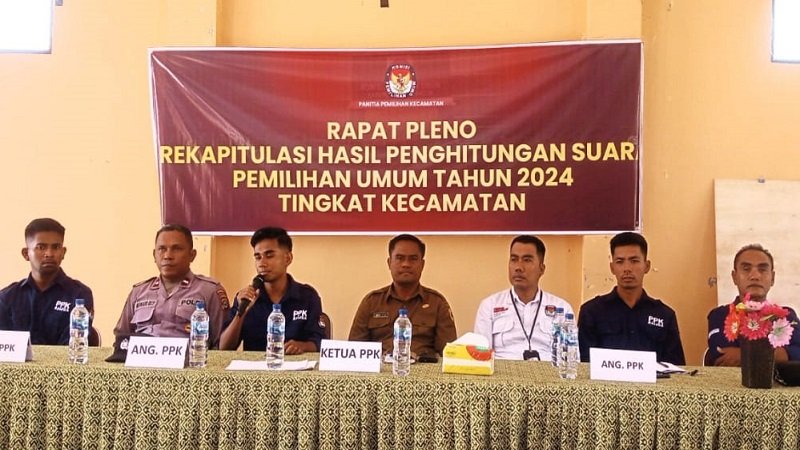 Pleno Tingkat Kecamatan: Camat Raijua Minta Masyarakat Akhiri Perbedaan Selama Pemilu