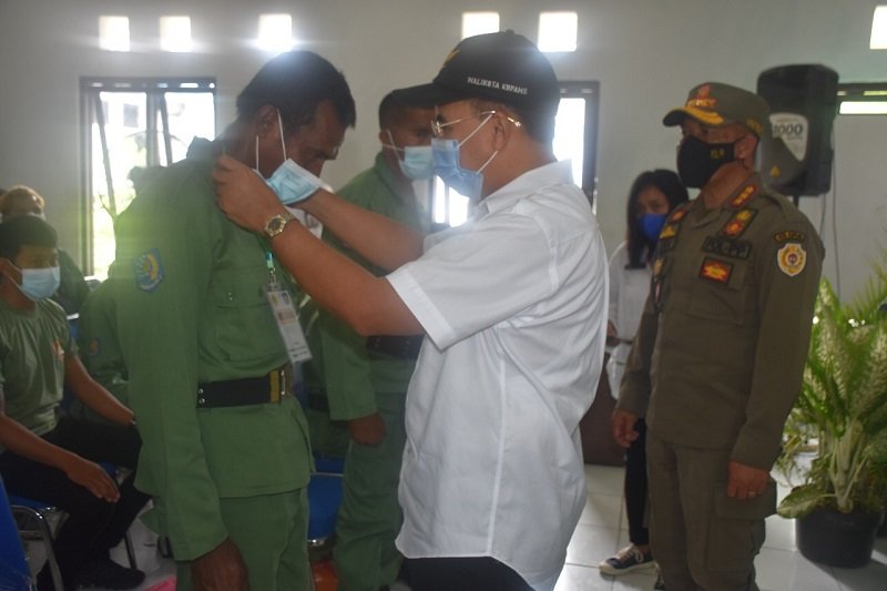 Foto Optimalisasi Peran, Satpol PP Kota Kupang Gelar Pelatihan bagi Satlinmas 