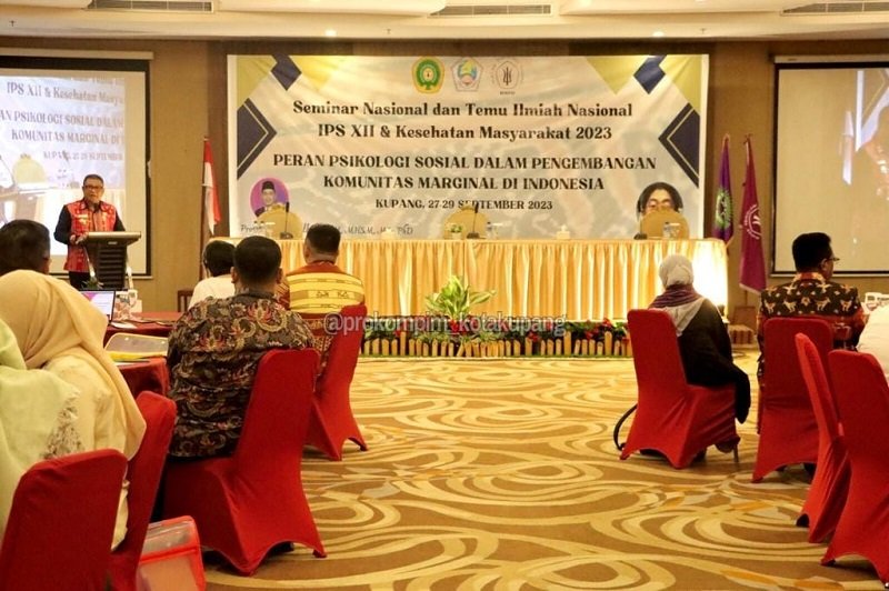 Foto  Penjabat Wali Kota Kupang Buka Seminar Nasional FKM Undana dan Temu Ilmiah Nasional IPS XII