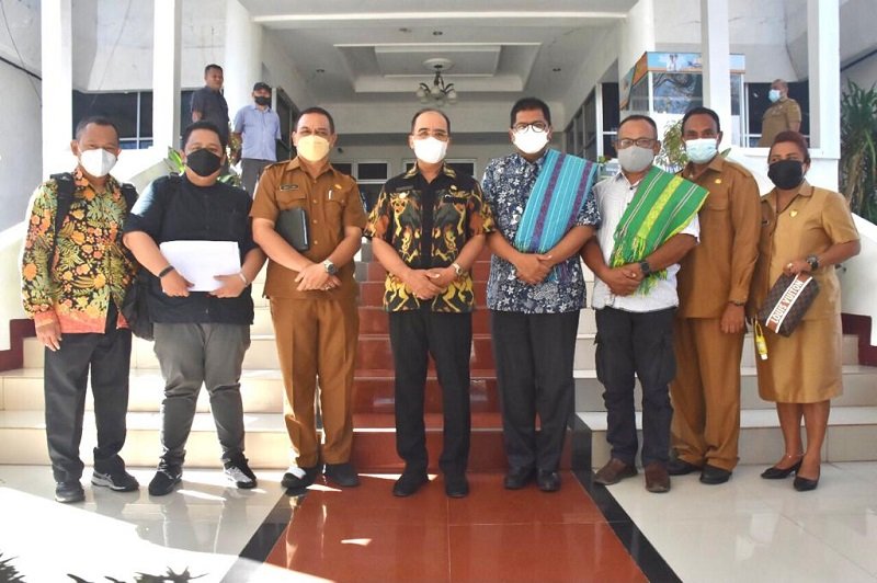 Foto Tindaklanjuti Usulan, Jeriko dan Pihak Kementerian Bahas Pembangunan Pabrik Es