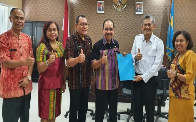 Foto Pemkot Kupang Terima Bantuan Rumah MBR Senilai 7 M