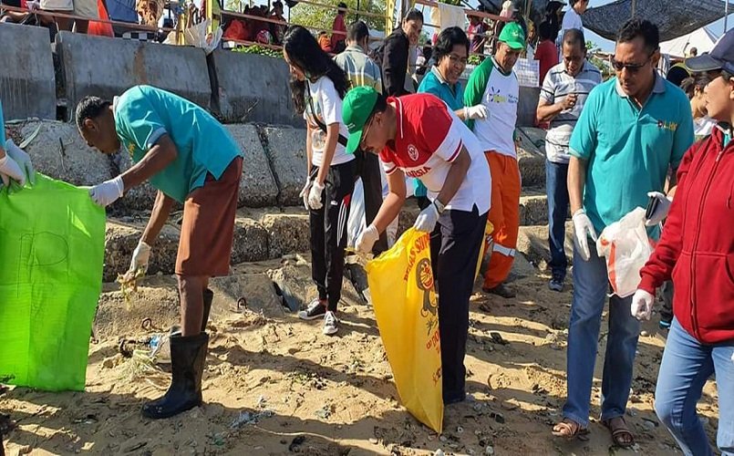 Foto Kukuhkan Relawan Sampah Plastik, Walikota Apresiasi Inisiatif Warga