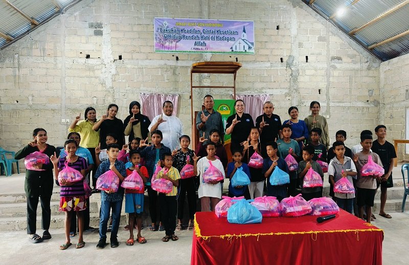 Foto Kolaborasi dengan GMIT: Yayasan GPS Sabu Raijua Sudah Bantu 800 Anak Yatim Piatu 